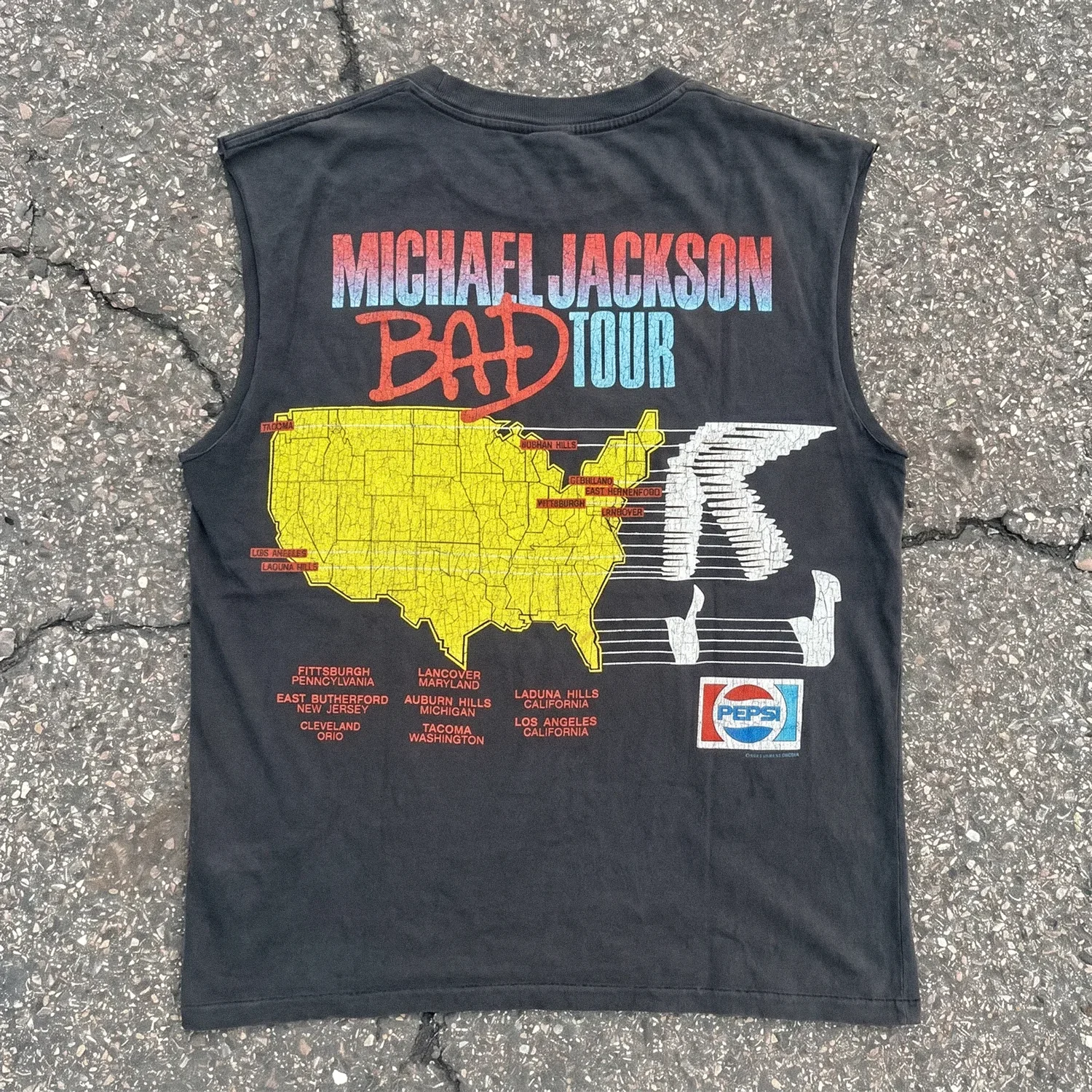 1988 Michael Jackson 'Bad' World Tour Rare Washed Black Cut-Off T-Shirt - Image 3