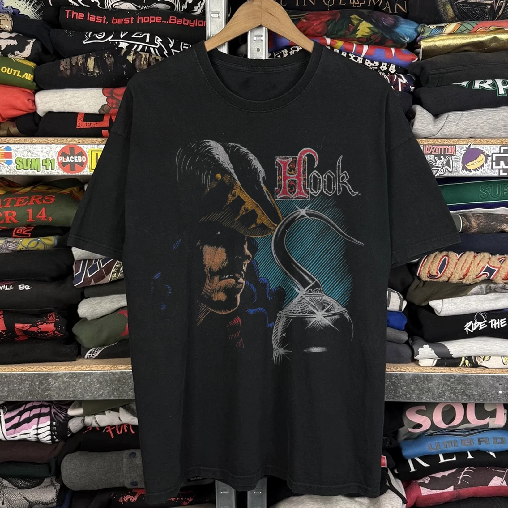90s Hook Washed Black Tee