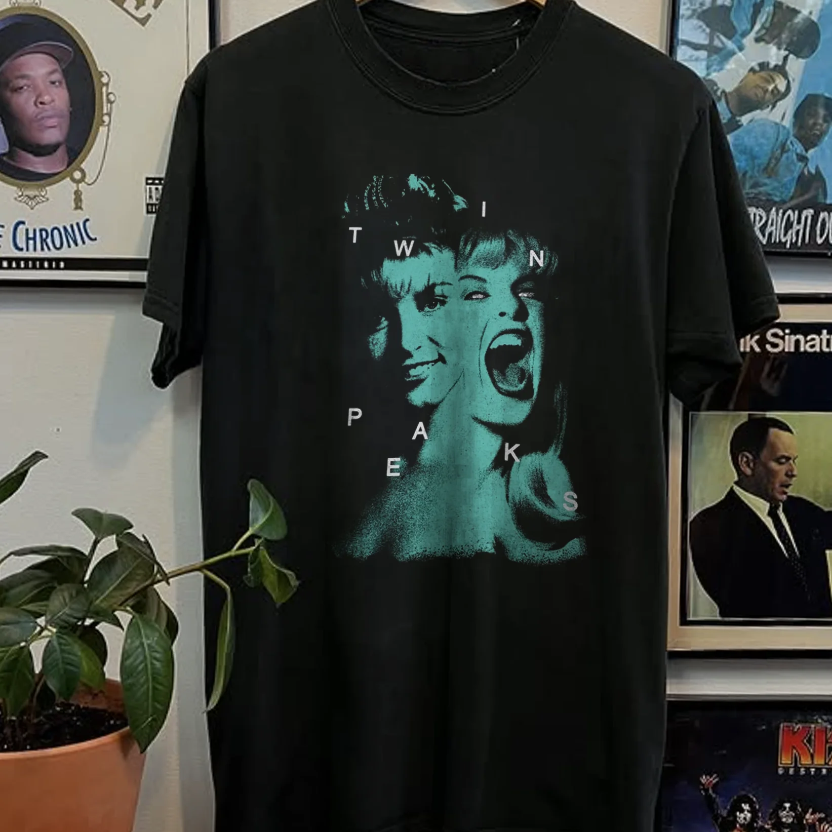 Twin Peaks Laura Palmer Vintage Washed Black Tee - Image 2