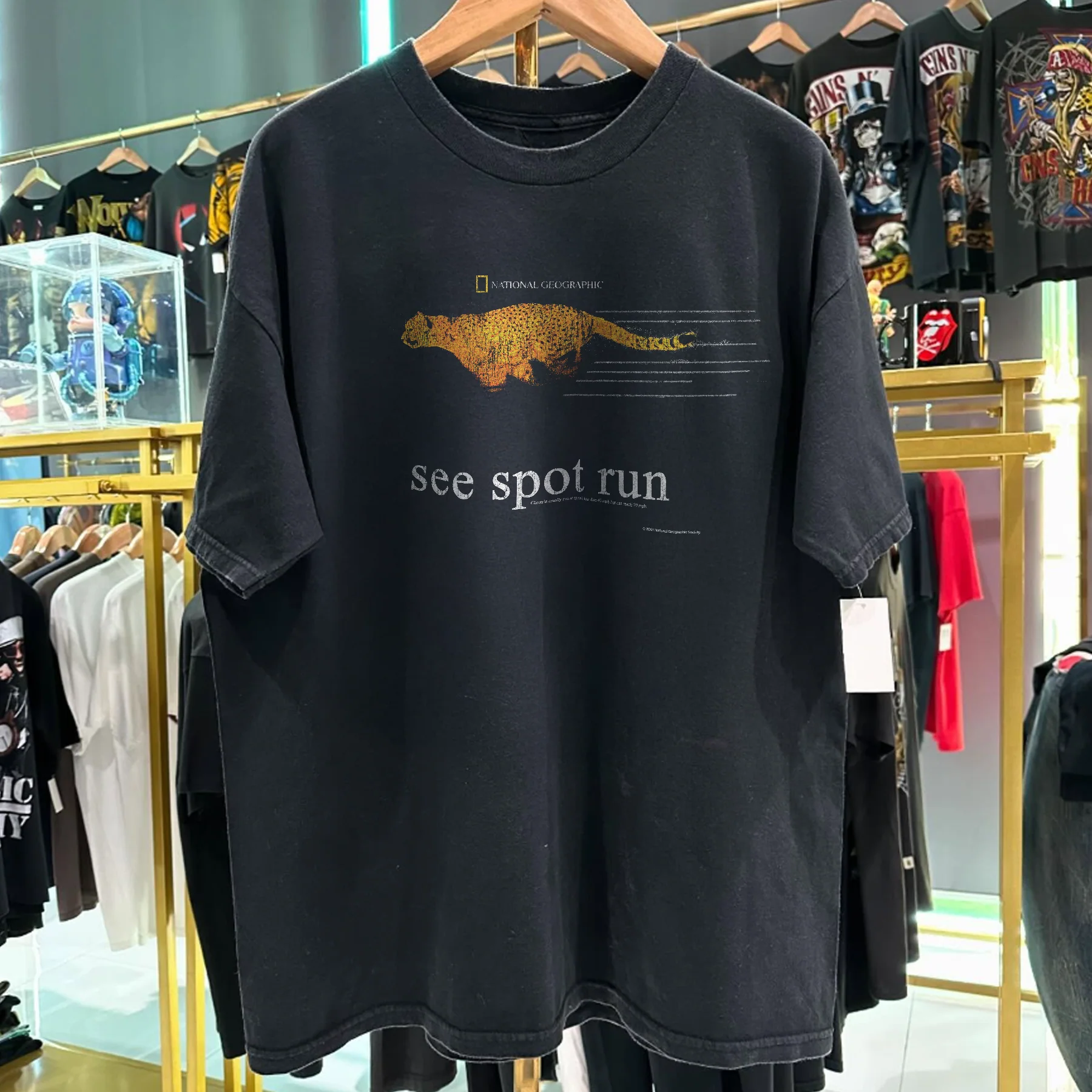 Y2K 'See Spot Run' Cheetah Nat Geo Rare Washed Black T-Shirt - Image 4